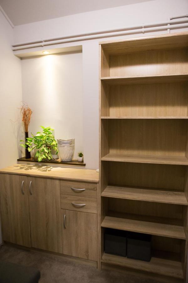 Kikelet Apartman Apartment Szombathely Ngoại thất bức ảnh
