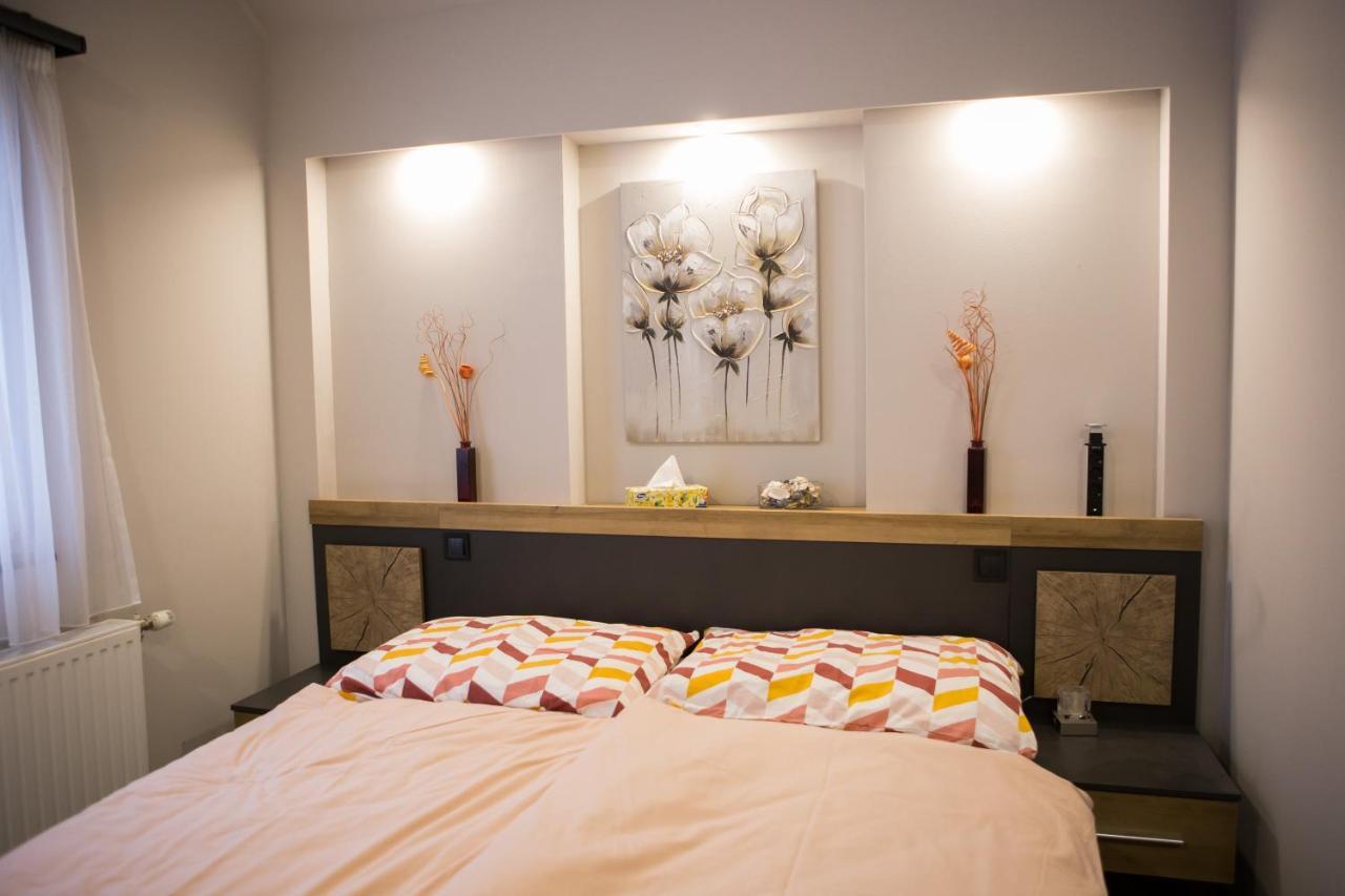Kikelet Apartman Apartment Szombathely Ngoại thất bức ảnh