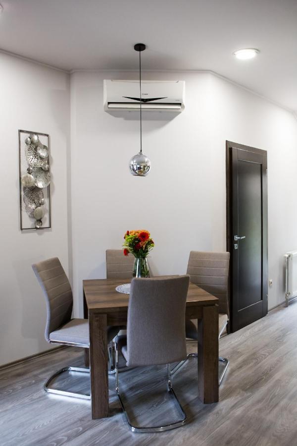 Kikelet Apartman Apartment Szombathely Ngoại thất bức ảnh