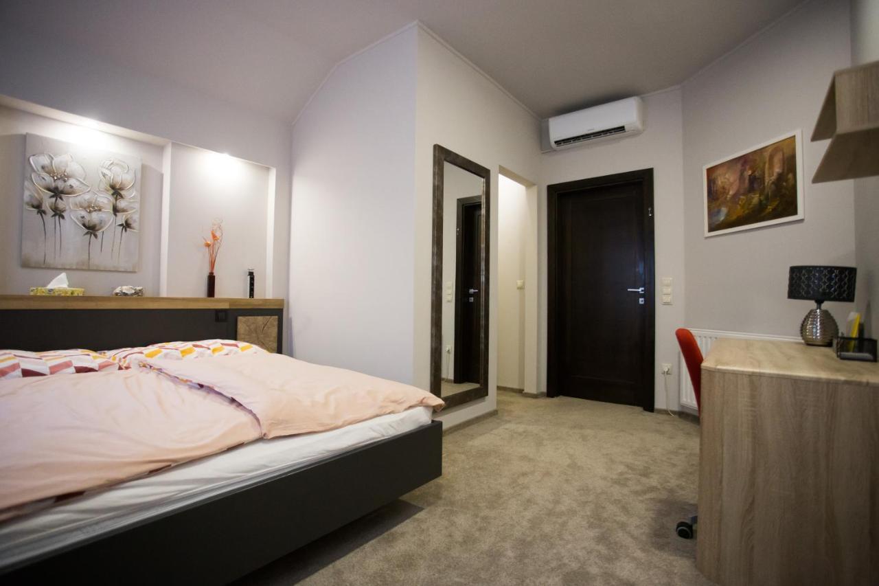 Kikelet Apartman Apartment Szombathely Ngoại thất bức ảnh